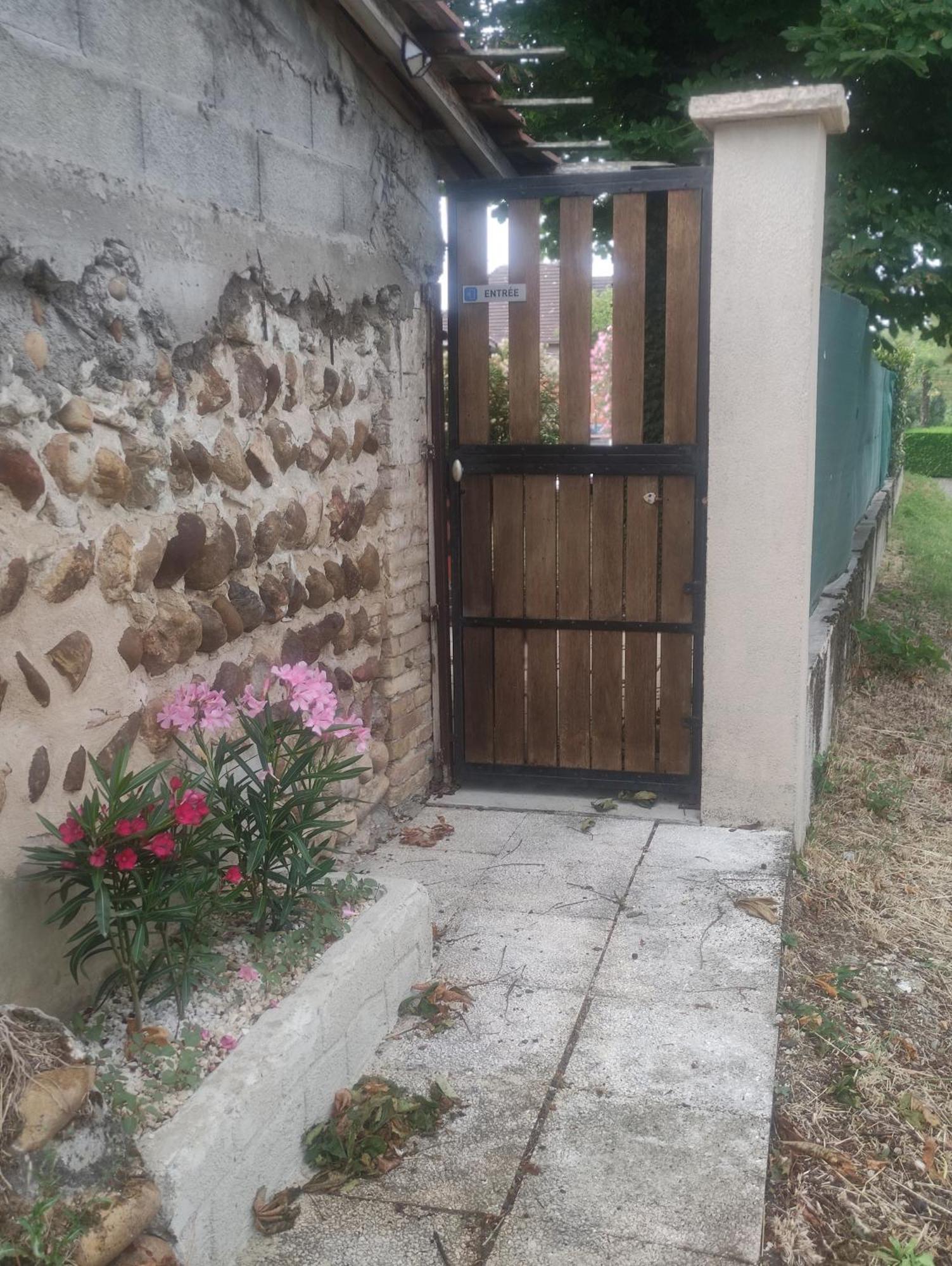 Chez Nono Et Vero Roussillon  Luaran gambar